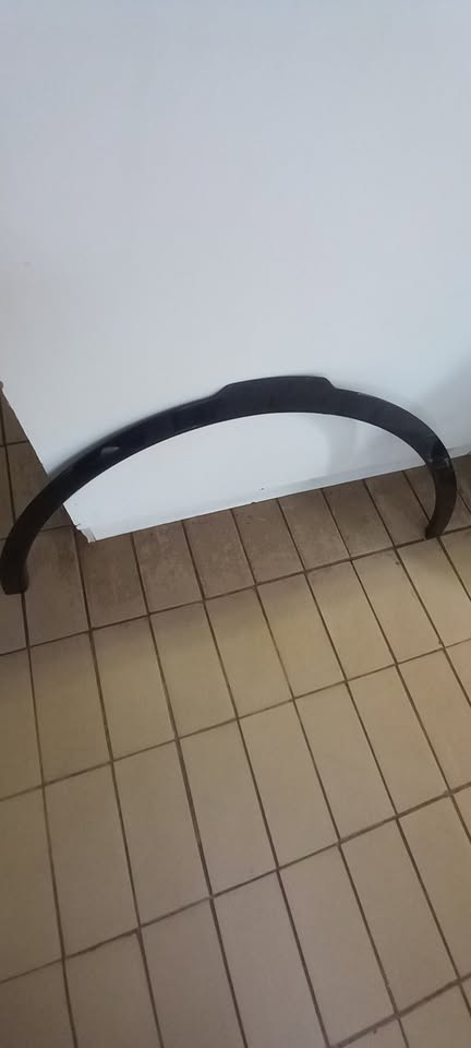 2021 RANGE ROVER EVOQUE FRONT RIGHT WHEEL ARCH - Private Seller 2021 RANGE ROVER EVOQUE FRONT RIGHT WHEEL ARCH - Private Seller