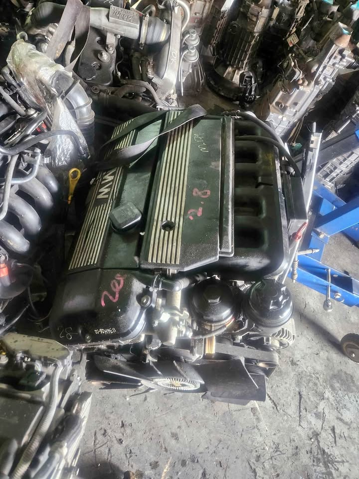 BMW 328i DOUBLE VANOS ENGINE FOR SALE - Private Seller BMW 328i DOUBLE VANOS ENGINE FOR SALE - Private Seller
