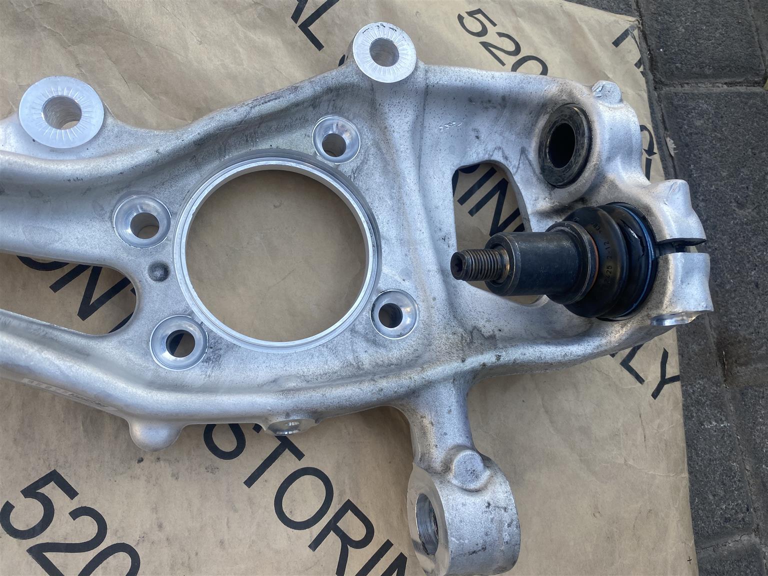 2022 AUDI A4 S4 A5 S5 B9 RIGHT FRONT SPRINDLE KNUCKLE HUB BEARING FOR SALE