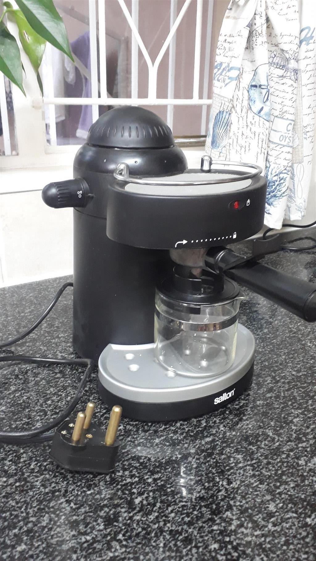 Salton Filter coffee / Espresso machine.