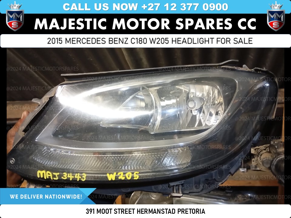2015 Mercedes Benz C180 W205 Headlight used for Sale - Private Seller 2015 Mercedes Benz C180 W205 Headlight used for Sale - Private Seller