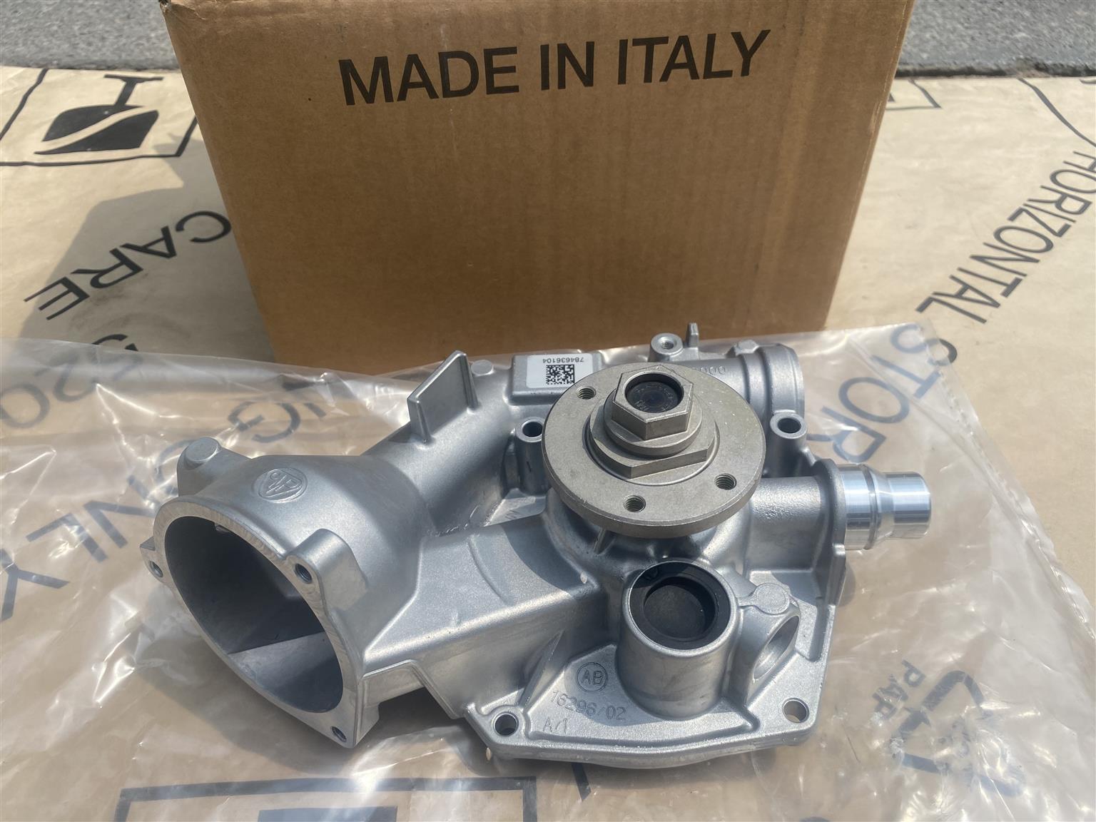 2017 BMW M2 M3 M4 F80 F82 F87 ENGINE MOUNTED WATER PUMP FOR SALE. BRAND NEW OEM - Private Seller