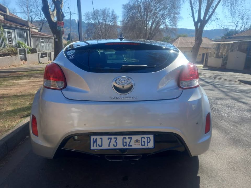 2013 Hyunda Veloster 1.6 GDi, Automatic, Silver, Service book, 165000kms