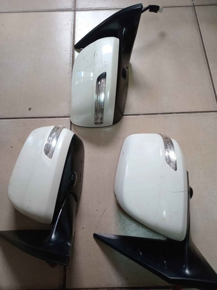 Toyota Prado J150 series mirrors for sale WhatsApp or cell - Private Seller