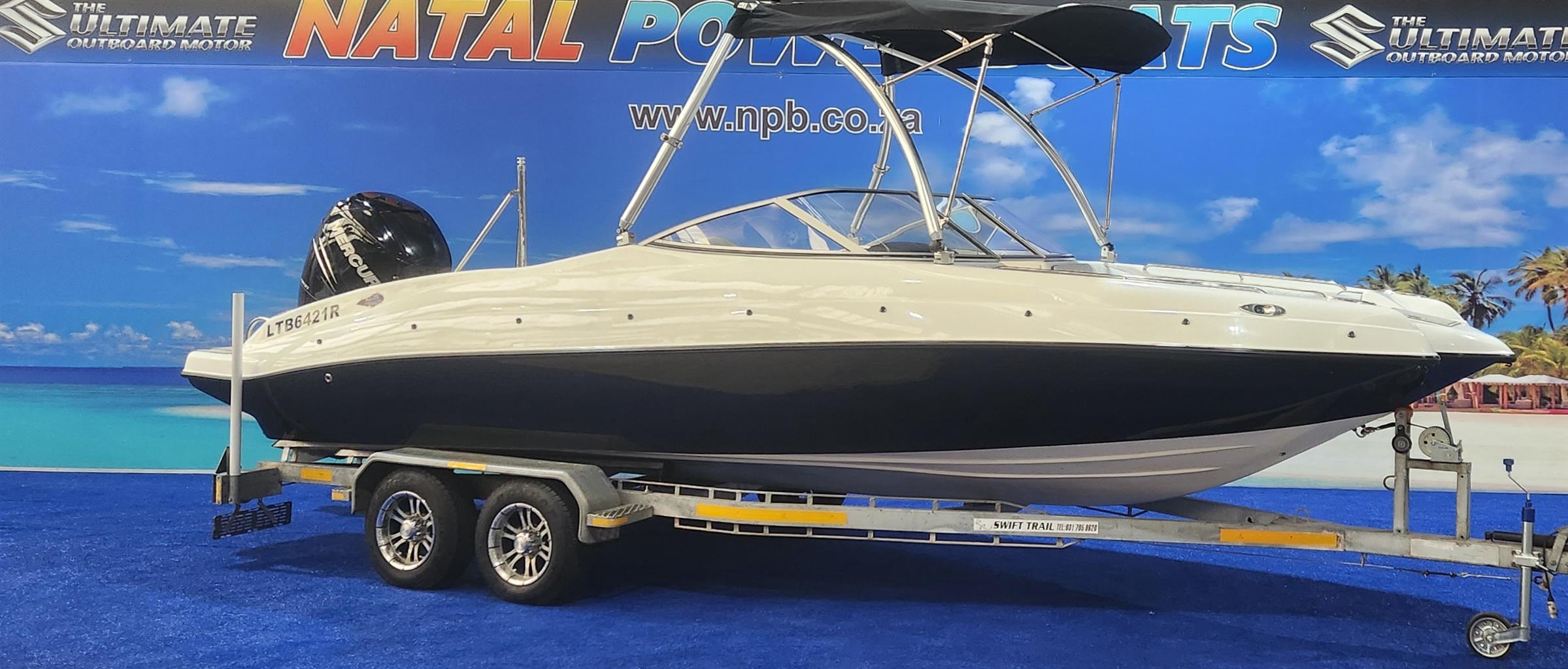 CLASSIC 230 ON TRAILER 300 HP MERCURY VERADO 4 STROKE