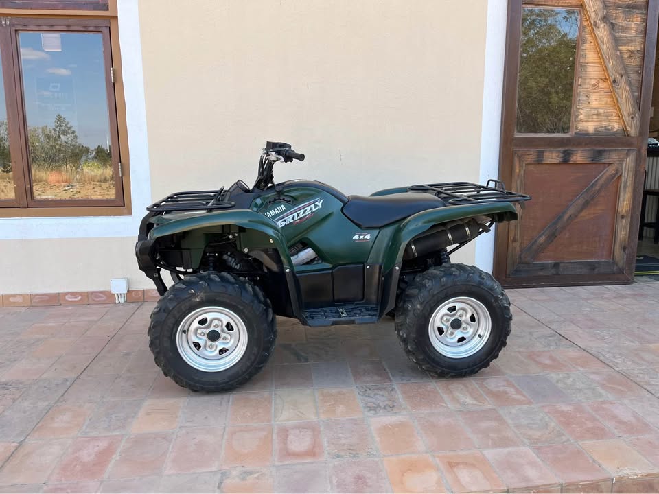 2008 Yamaha Grizzly 700 FI Auto 4x4 - Private Seller 2008 Yamaha Grizzly 700 FI Auto 4x4 - Private Seller