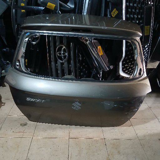 Suzuki swift tailgate - Private Seller Suzuki swift tailgate - Private Seller