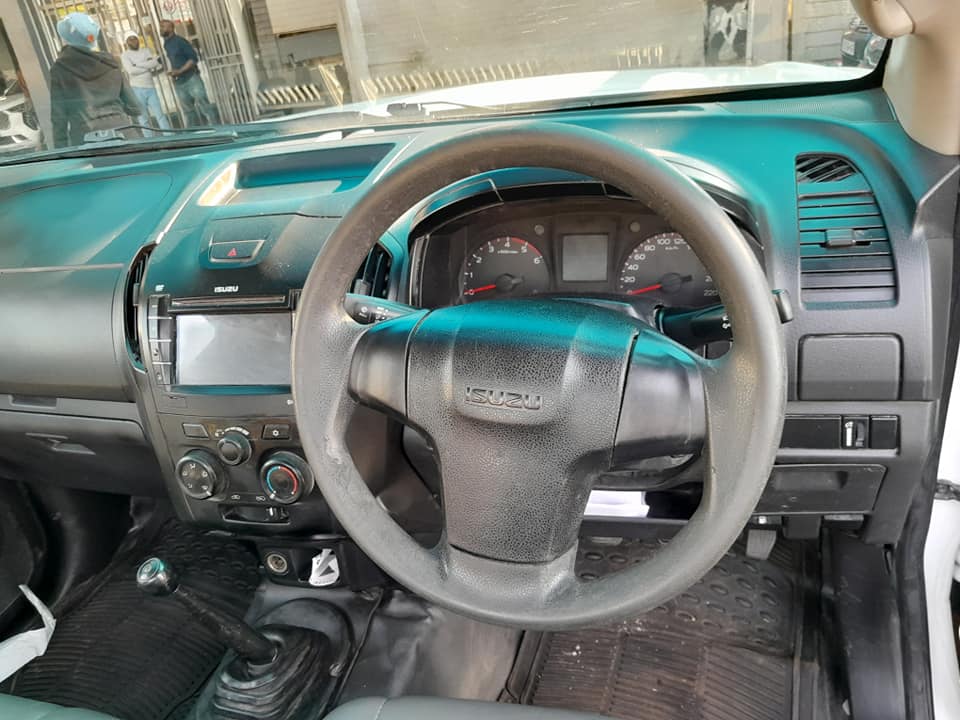 2017 ISUZU KB250 SINGLE CAB MANUAL