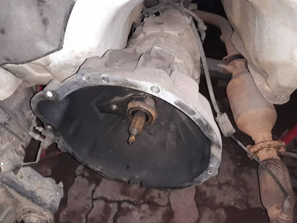 Toyota 4y 2.2 Gearbox For Sale - Private Seller Toyota 4y 2.2 Gearbox For Sale - Private Seller
