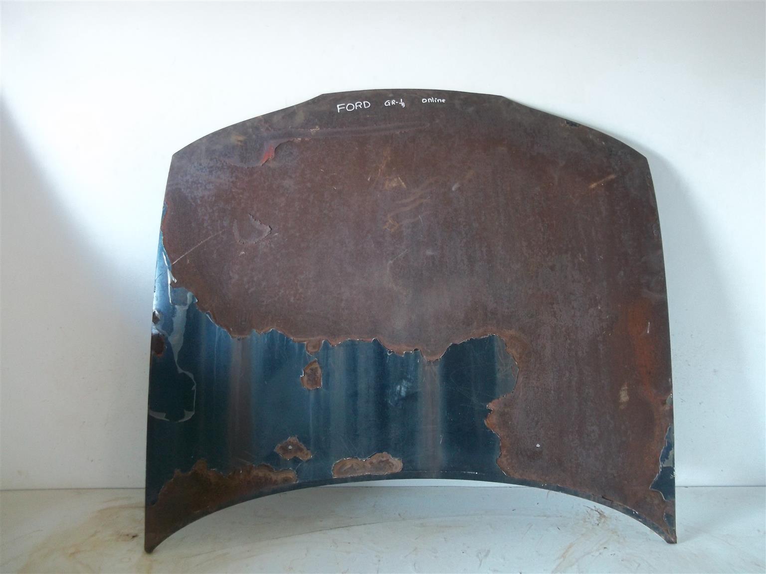 Ford bonnet (90's-00's) - Private Seller Ford bonnet (90's-00's) - Private Seller