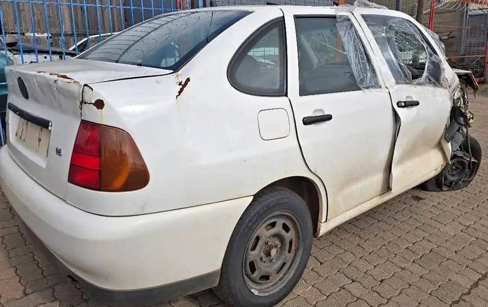 VW polo classic 1.6 stripping for parts @ circle 7 used parts my number WhatsApp or cell