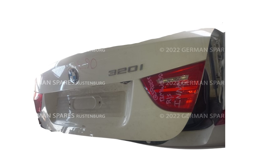 BMW E90 320I TAILGATE PRE FACE FOR SALE - Private Seller BMW E90 320I TAILGATE PRE FACE FOR SALE - Private Seller