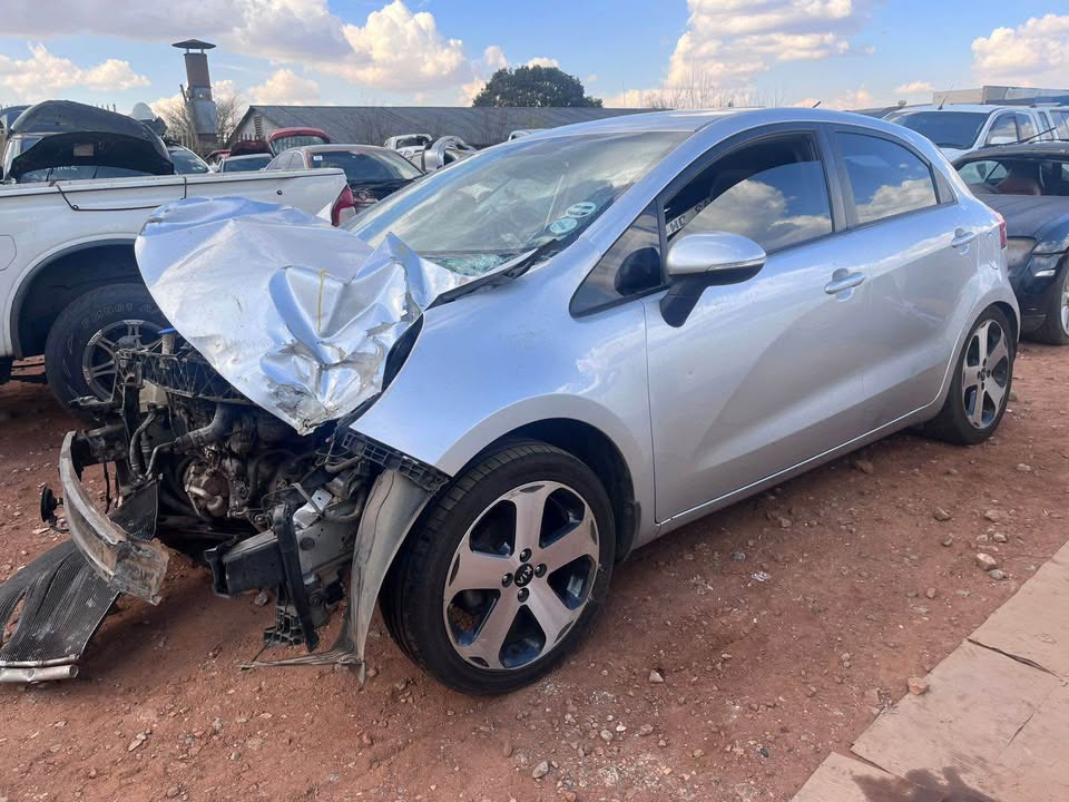 2012 Kia Rio 1.4 code 2 breaking for spares - Private Seller 2012 Kia Rio 1.4 code 2 breaking for spares - Private Seller
