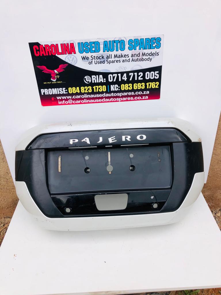 Mitsubishi Pajero sport spare wheel cover - Private Seller Mitsubishi Pajero sport spare wheel cover - Private Seller