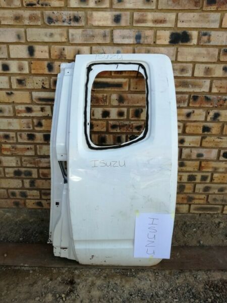 Isuzu D-max Supercab Left Rear Door Contact for Price - Private Seller Isuzu D-max Supercab Left Rear Door Contact for Price - Private Seller