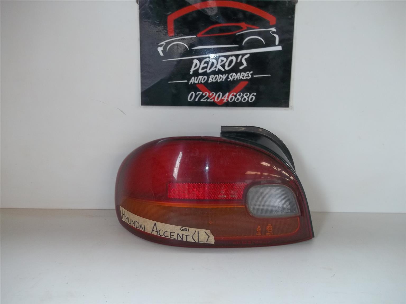 Hyundai Accent ('96-'01) tail light (Left) - Private Seller Hyundai Accent ('96-'01) tail light (Left) - Private Seller