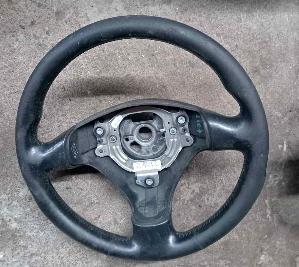 Audi A3 2010 steering wheel - Private Seller Audi A3 2010 steering wheel - Private Seller