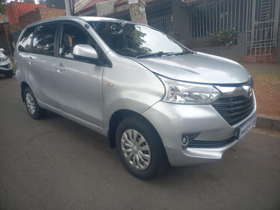 2018 TOYOTA AVANZA 1.5 PETROL, MANUAL, SILVER COLOR, MILEAGE 116000KMS