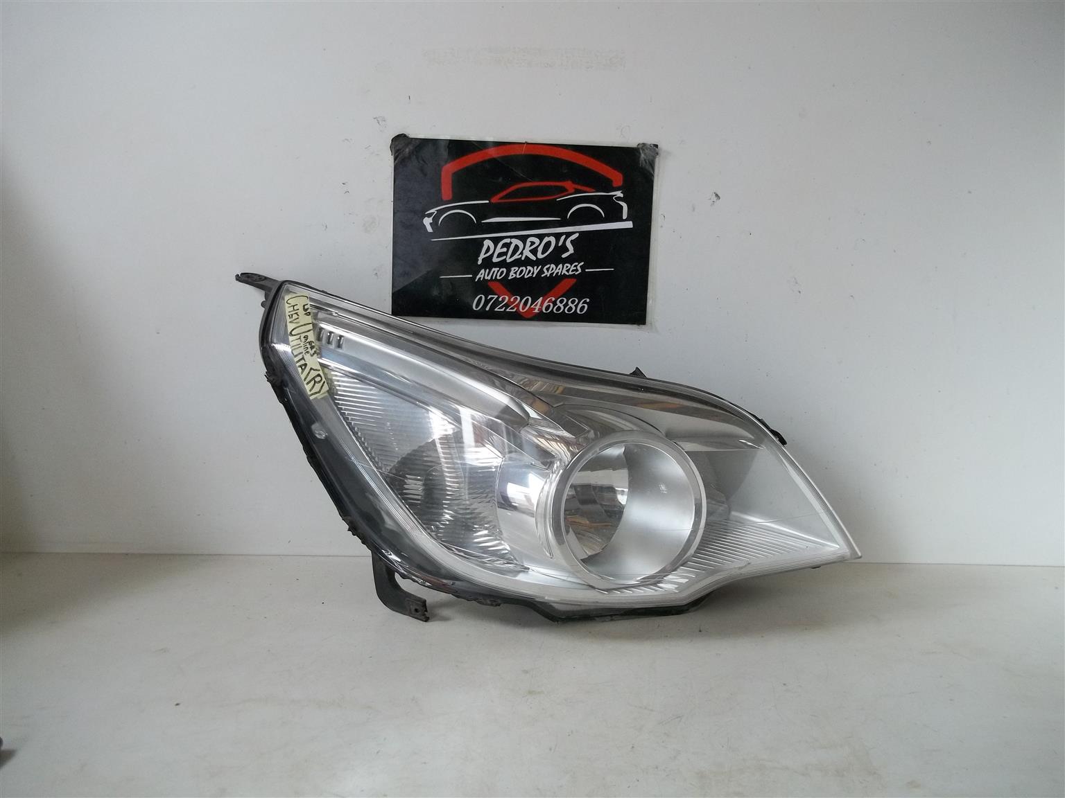 Chevrolet Utility '11-'17 right headlight - Private Seller Chevrolet Utility '11-'17 right headlight - Private Seller