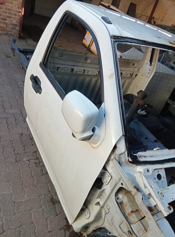 Isuzu KB250 Go Big/ GWM Steed 3 Right Door For Sale - Private Seller