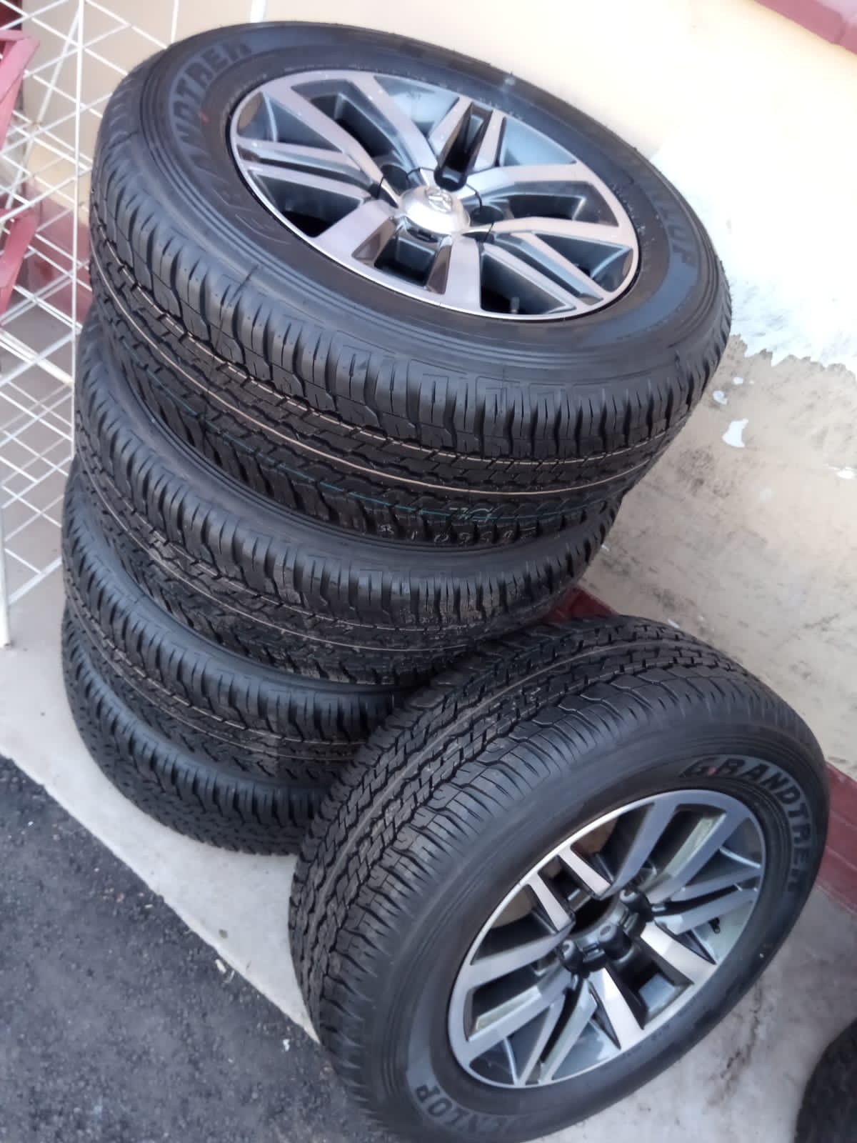 18inch Toyota Hilux/Fortuner original mags with brand new 265/60/18 Dunlop Grand - Private Seller 18inch Toyota Hilux/Fortuner original mags with brand new 265/60/18 Dunlop Grand - Private Seller