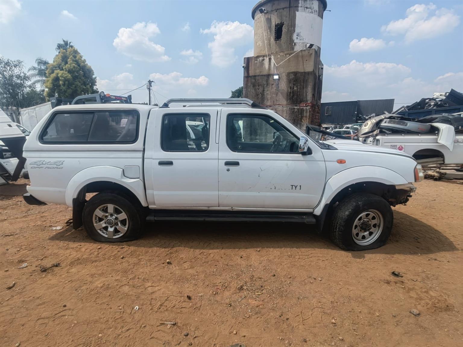 Stripping for Spares: Nissan Np300 Hardbody 2021 diesel manual