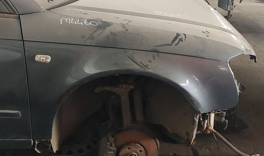 AUDI A4 right side fender - Private Seller AUDI A4 right side fender - Private Seller