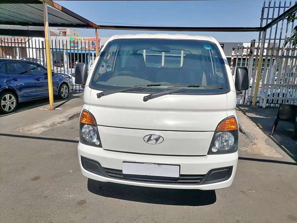 2015 Hyundai H100 2.6 Bakkie Diesel