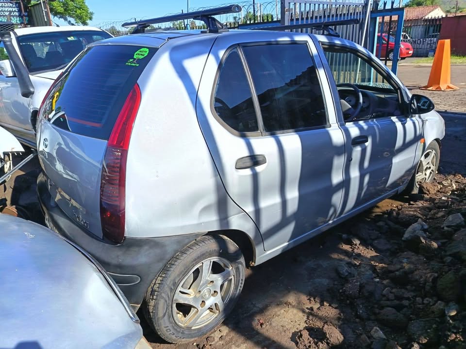 Tata indica 1.4 stripping for spares - Private Seller
