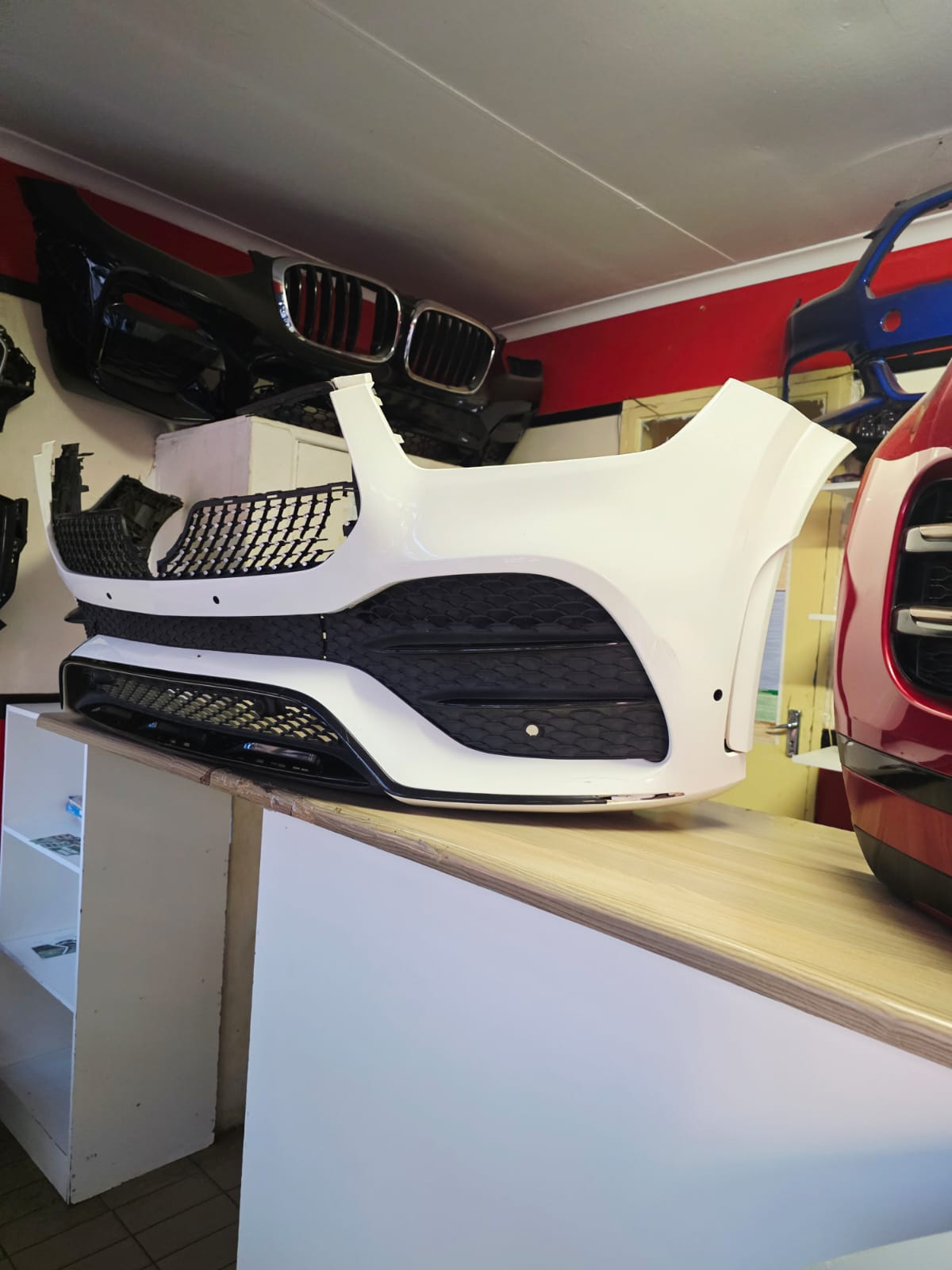 2023 MERCEDES BENZ W167 GLE COMPLETE BUMPER FOR SALE - Private Seller 2023 MERCEDES BENZ W167 GLE COMPLETE BUMPER FOR SALE - Private Seller