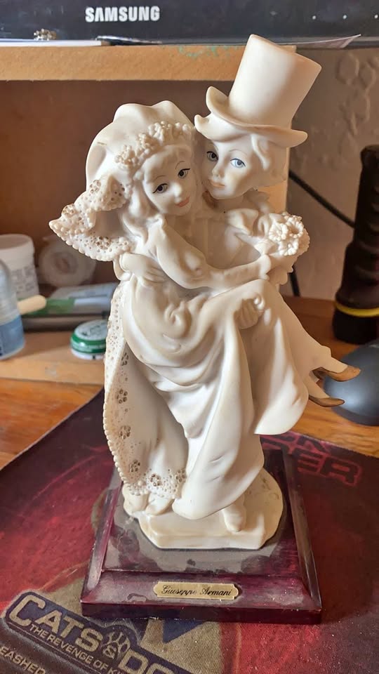 Guiseppe Armani Guiseppe Armani