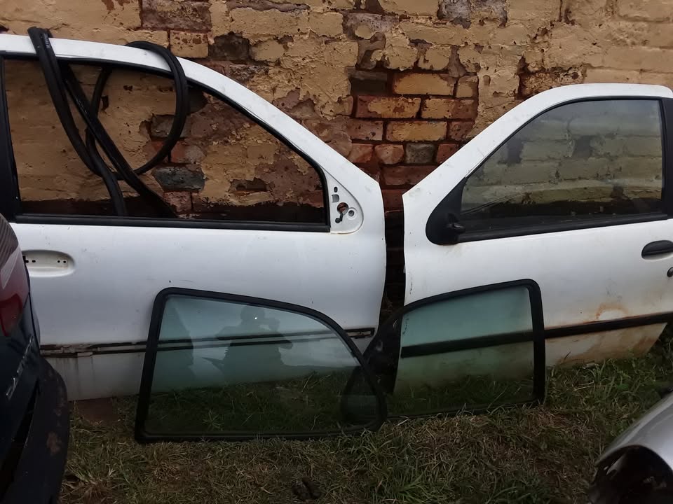 FIAT PALIO SPARES FOR SALE - Private Seller FIAT PALIO SPARES FOR SALE - Private Seller