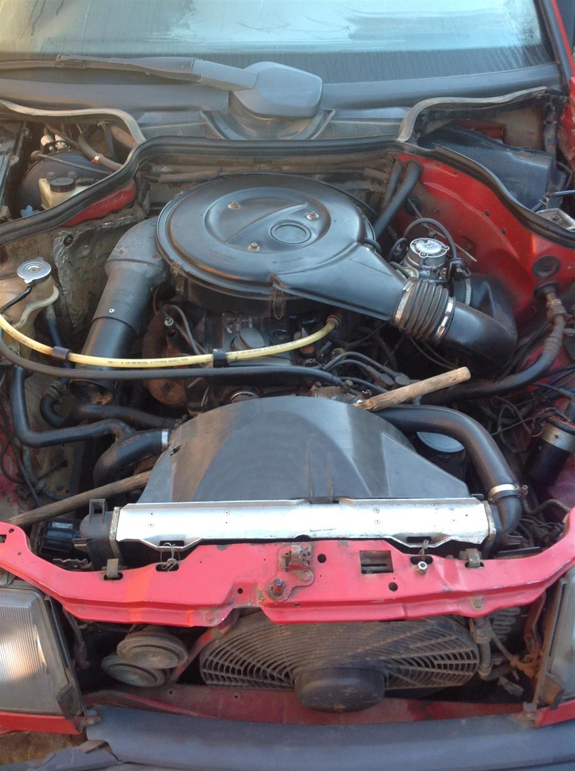 Stripping Mercedes-Benz 200E W124 1988 for Spares - Private Seller