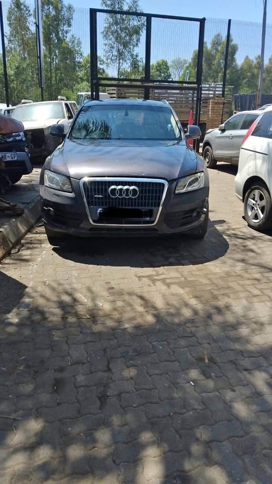 2011 AUDI Q5 2.0TDI 6SPEED MANUAL CAH ENGINE FOR SPARES - Private Seller 2011 AUDI Q5 2.0TDI 6SPEED MANUAL CAH ENGINE FOR SPARES - Private Seller