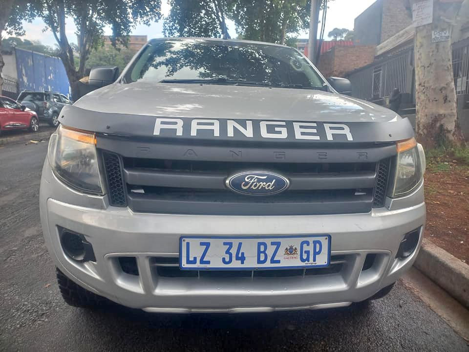 2013 FORD RANGER D-CAB 2.2 DIESEL, MANUAL, SILVER COLOR, MILEAGE 125000KMS CANOPY.