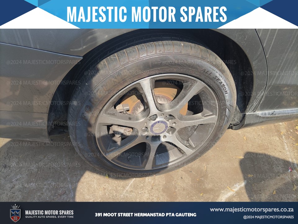 Mercedes benz C180 w205 Mag Rim Tyres Set for Sale second hand