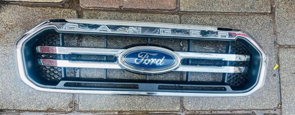 Ford Ranger grill - Private Seller Ford Ranger grill - Private Seller
