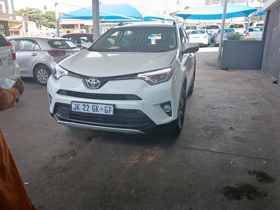 TOYOTA RAV4 2.0VX 2017
