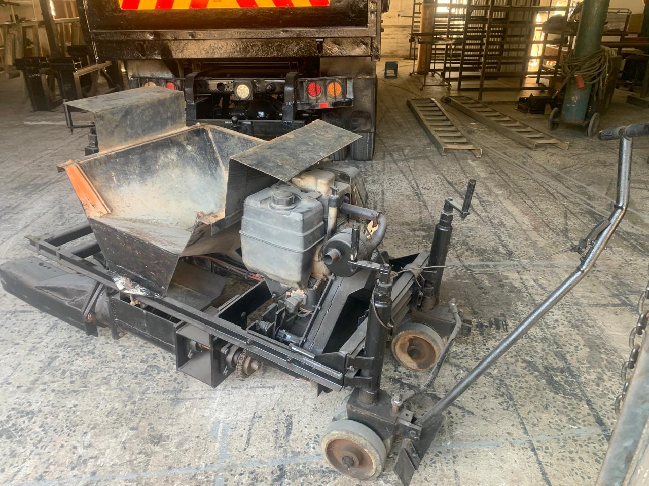 Motorized Curbing Machine with moulds | Junk Mail Marketplace