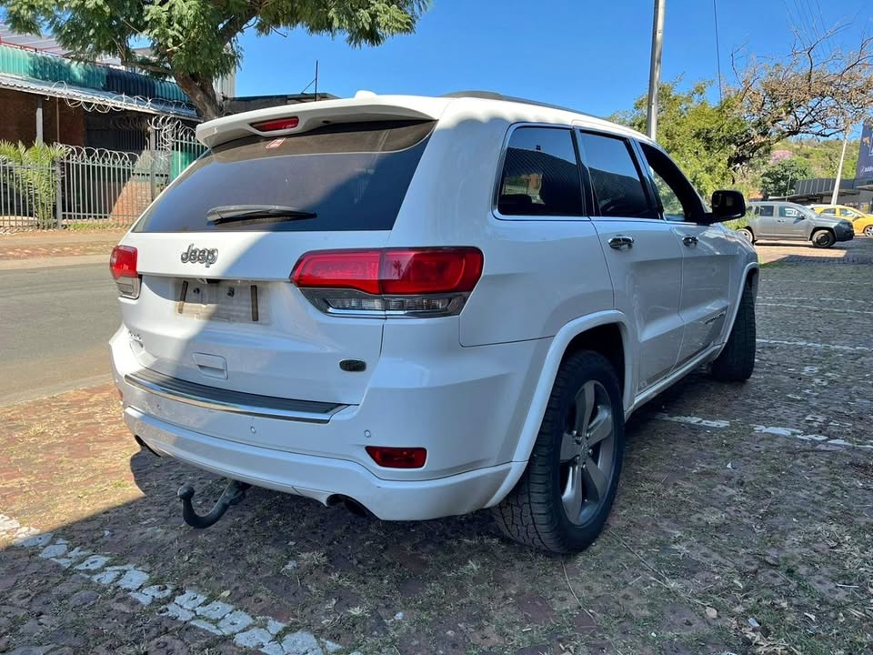 GRAND CHEROKEE 3.0 CRD WK2 STRIPPING NOW - Private Seller GRAND CHEROKEE 3.0 CRD WK2 STRIPPING NOW - Private Seller