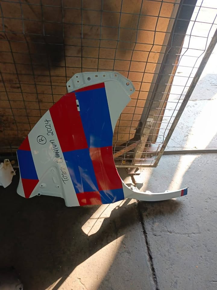 Toyota quantum right fender 2024 - Private Seller Toyota quantum right fender 2024 - Private Seller