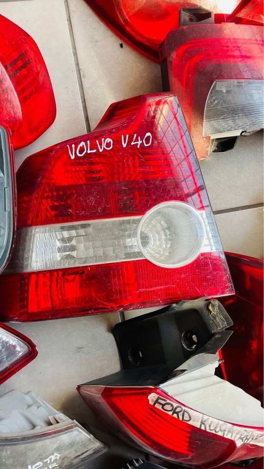 Volvo V40 taillight