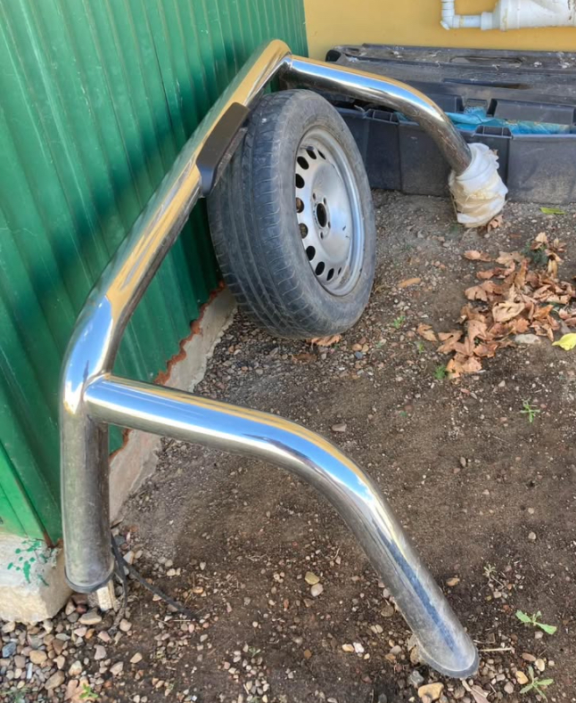 Ford Ranger Roller bar - Private Seller Ford Ranger Roller bar - Private Seller