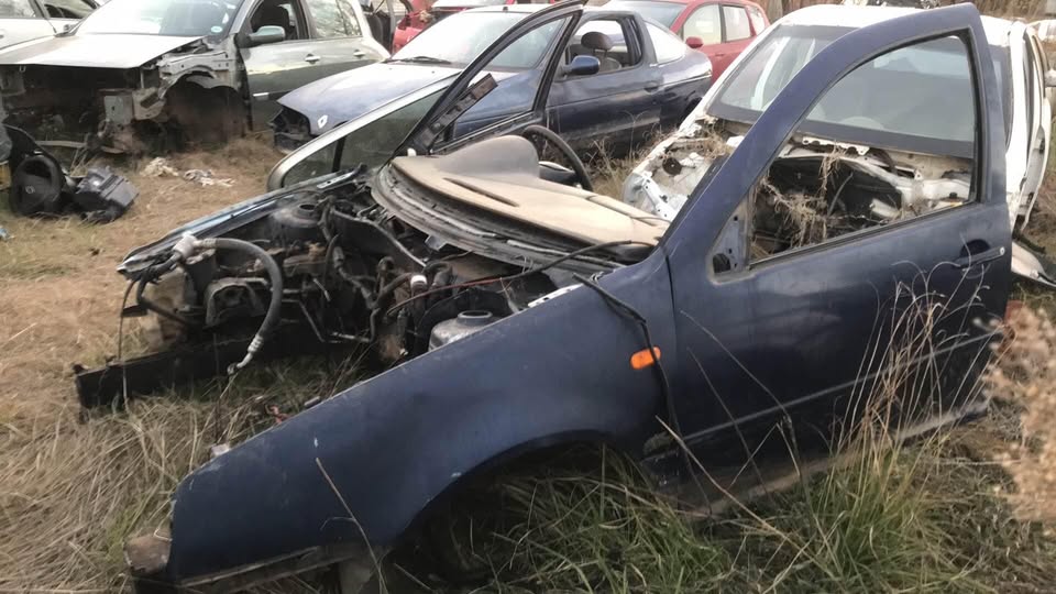 Golf 4 1.8 Spares For Stripping