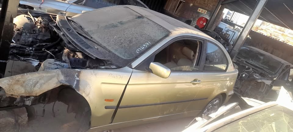 BMW 318 stripping for spares - Private Seller BMW 318 stripping for spares - Private Seller