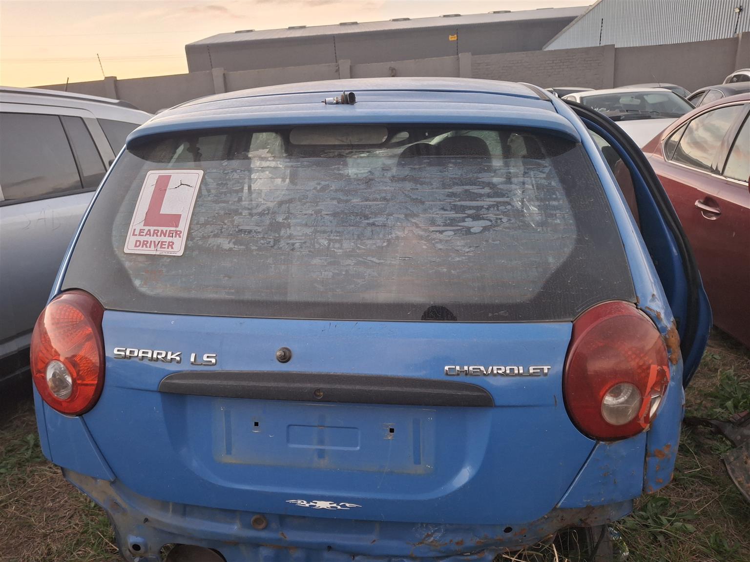 Chevrolet spark tailgate - Private Seller