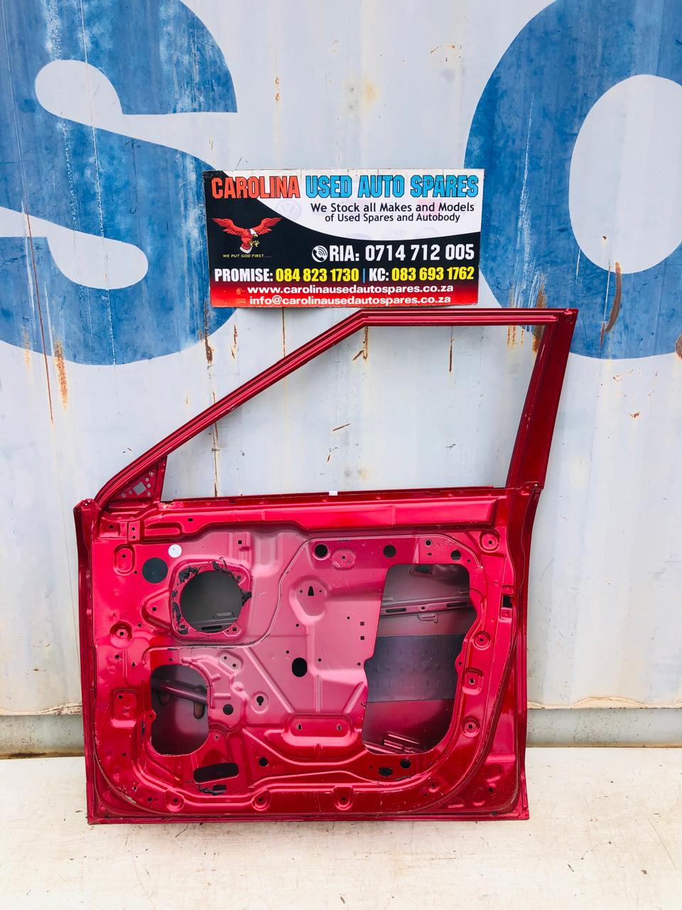Mahindra 3X0 right front door - Private Seller Mahindra 3X0 right front door - Private Seller