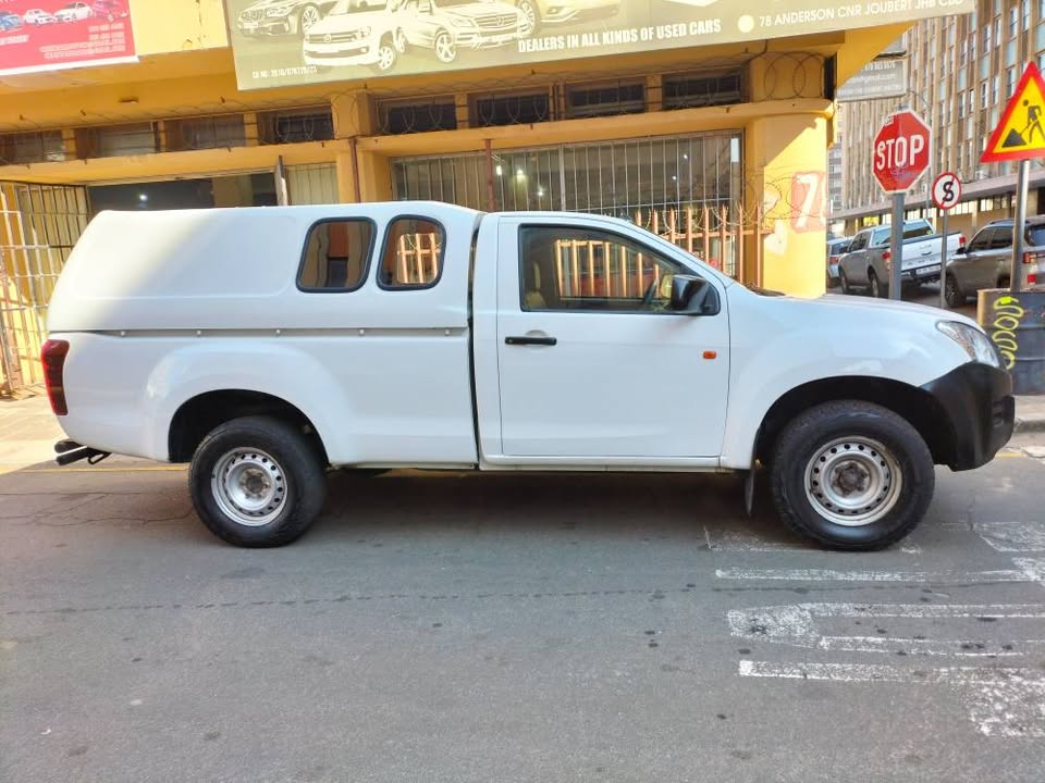 2015 Isuzu Single Cab 2.5 Kb 250