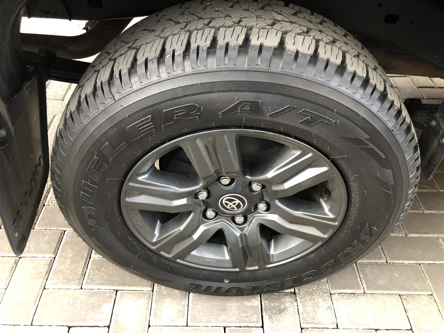 Used 2022 Toyota Hilux 2.4GD-6 Xtra cab Raider manual - Private Seller
