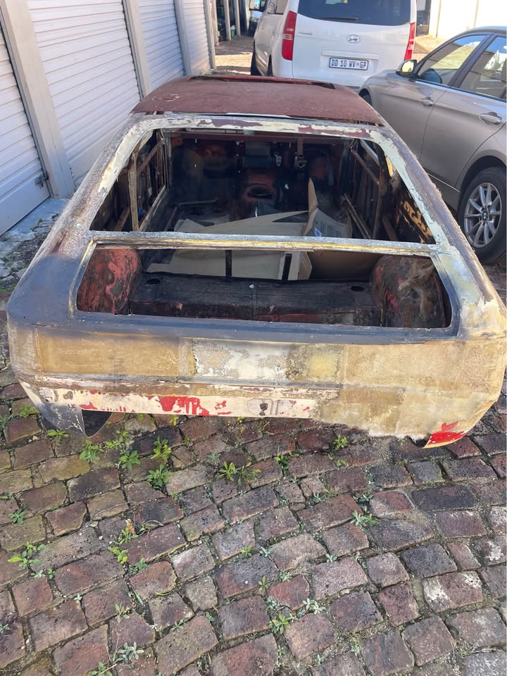 Bmw fibreglass replica body (M1 lookalike) - Private Seller